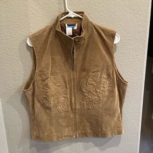 Size L, Women’s Coldwater Creek Leather Vest.